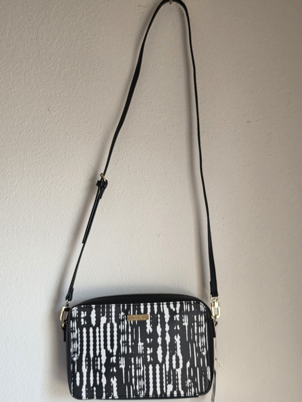 New Trina Turk Black And White Crossbody Purse